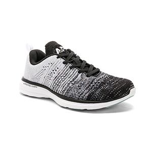 APL Techloom Pro Sneaker